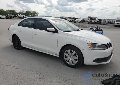 2013 Volkswagen Jetta Se z USA, uszkodzony, nr VIN 3VWDP7AJ2DM408755